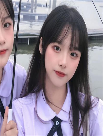 《万渣朝凰第5季画》的技术突破：特效技术实现技术创新提升观影体验 提升电影工业的技术水平